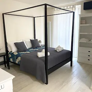 Front Apartment
